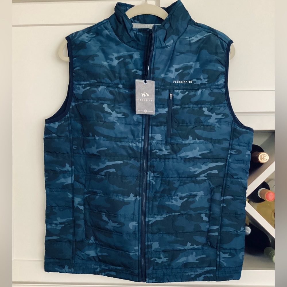 BNWT. Fish Hippie Brooker Camo Vest. (M)